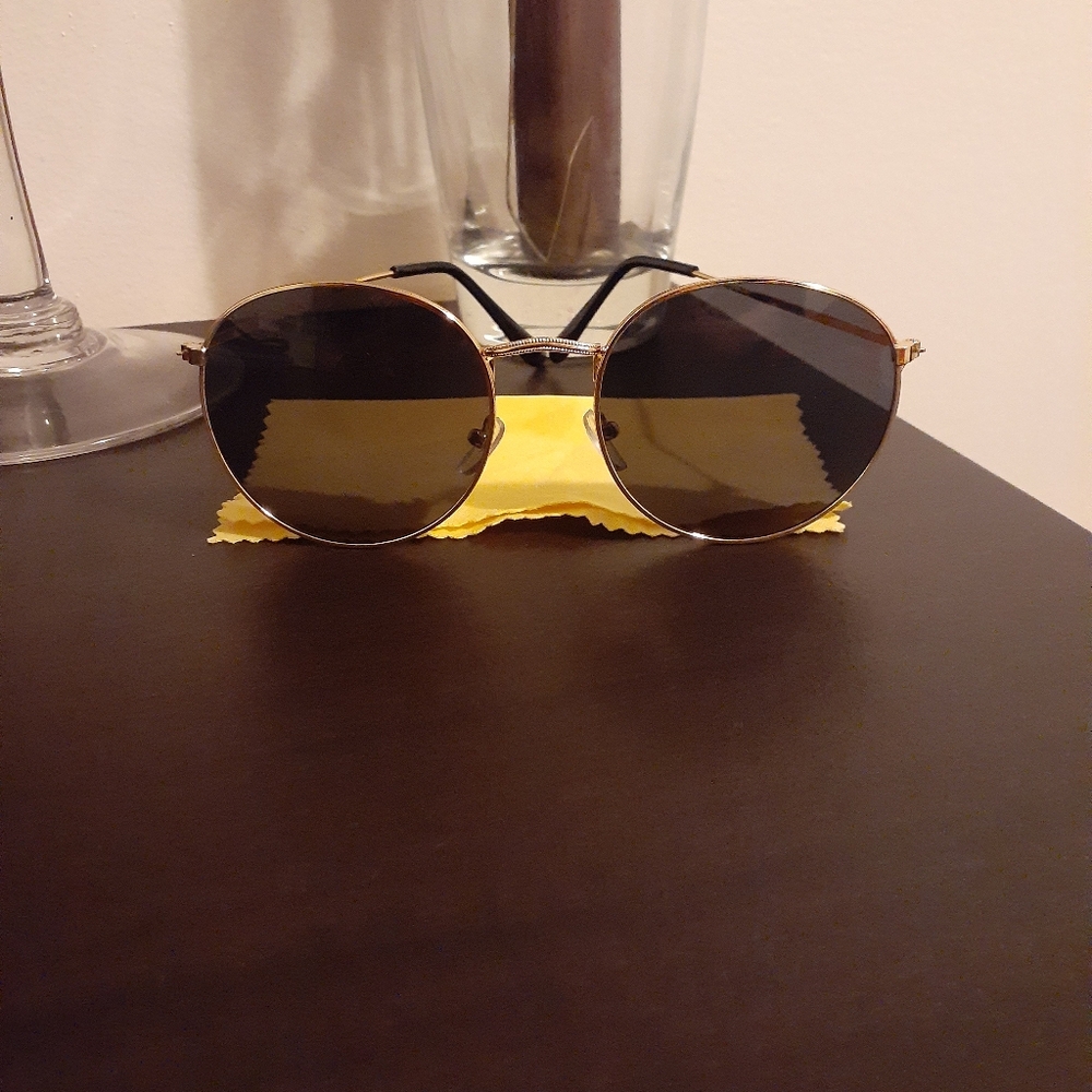 Shein Women's Metal Frame Fashion Glasses.